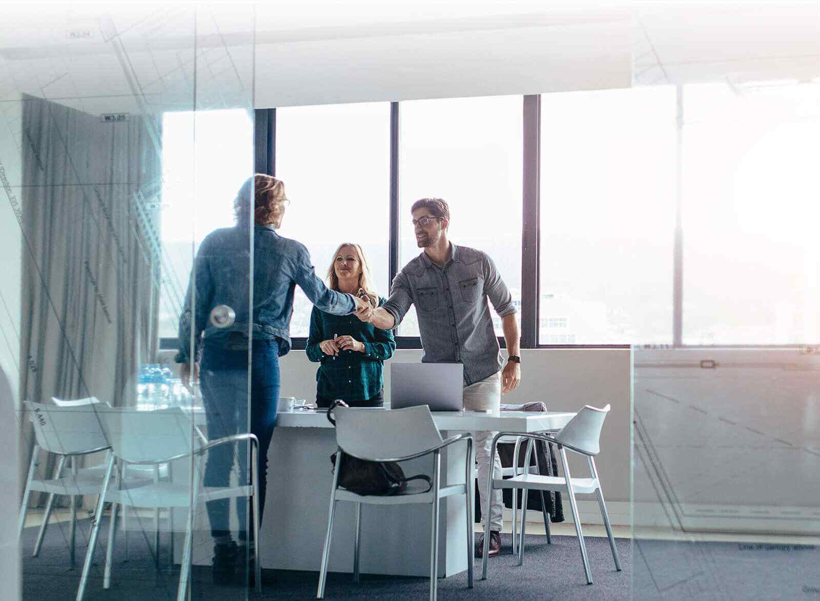 https://jafargroup.az/wp-content/uploads/2020/05/img-about-us.jpg
